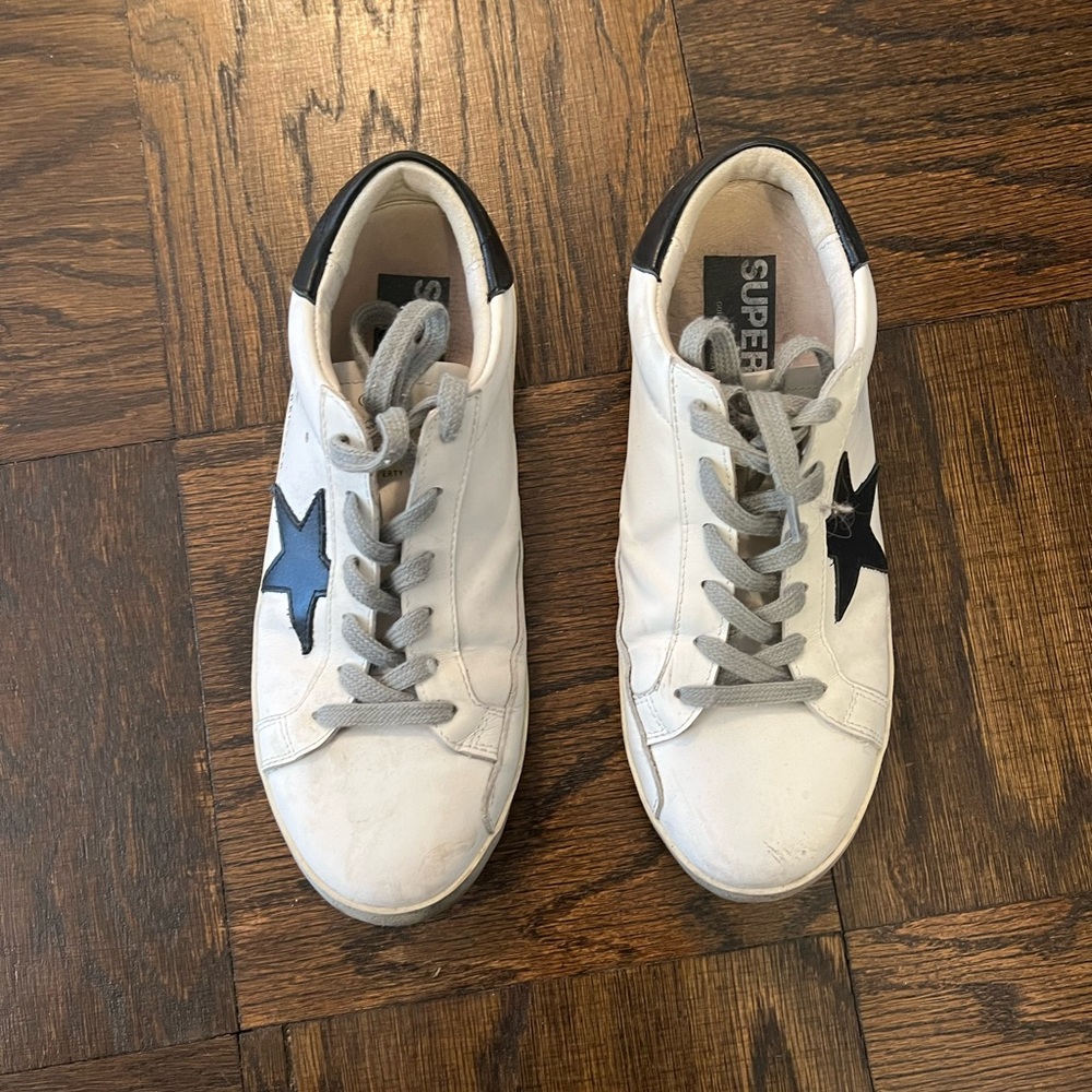 Golden Goose Sneakers